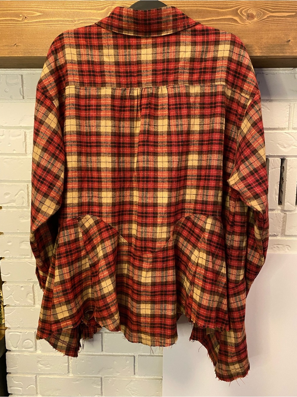 Haptics Holly Harper Plaid Handkerchief Distressed Hem Tunic Top S Flannel NWOT - Picture 6 of 11